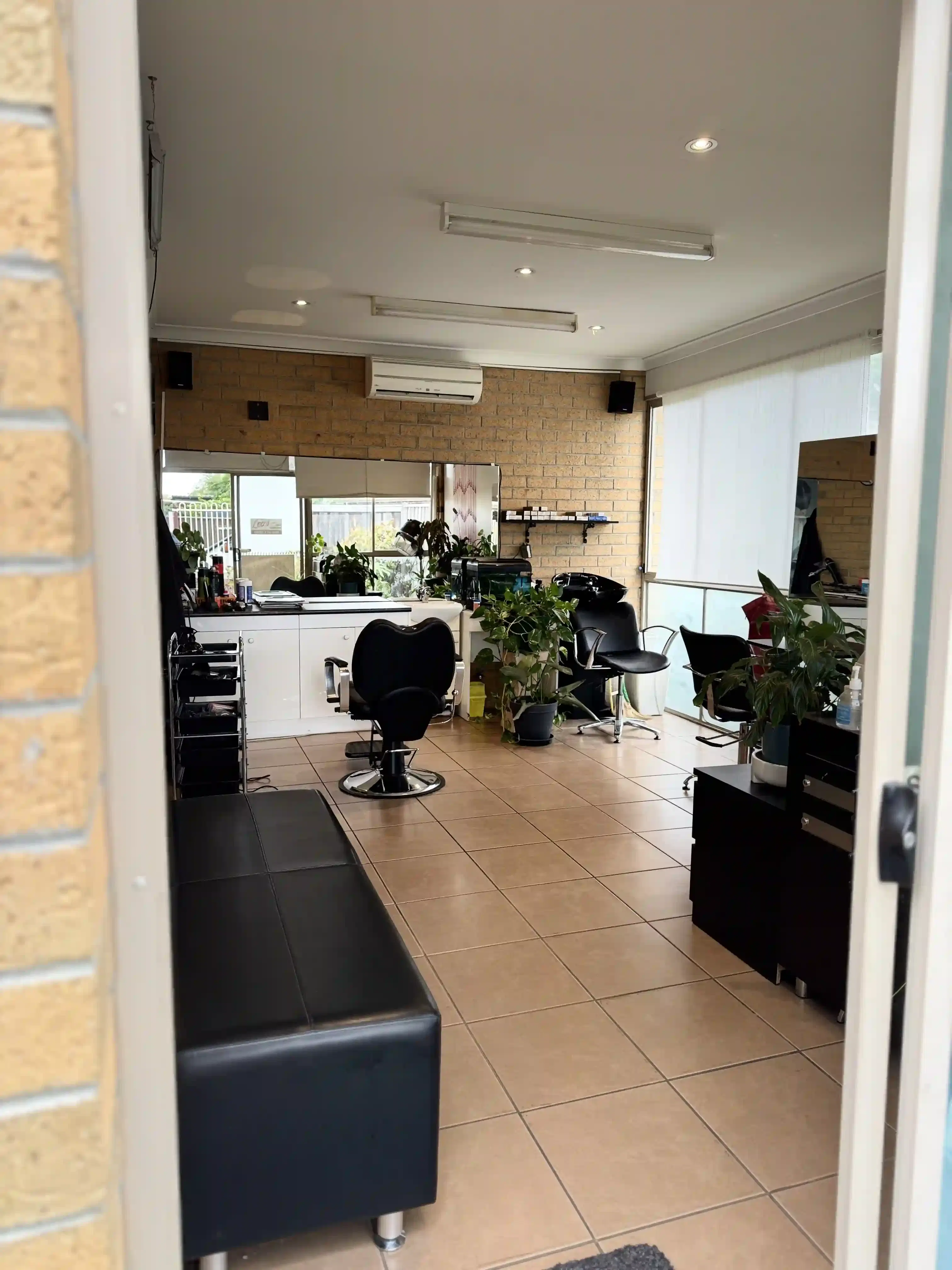 Inside Leo's Unisex Hairdressing salon